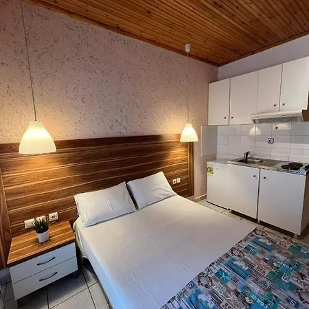 Aparthotel Sun Helios Garden 3*